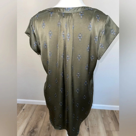 LIZ CLAIBORNE NWOT Beautiful blouse - Picture 5 of 7